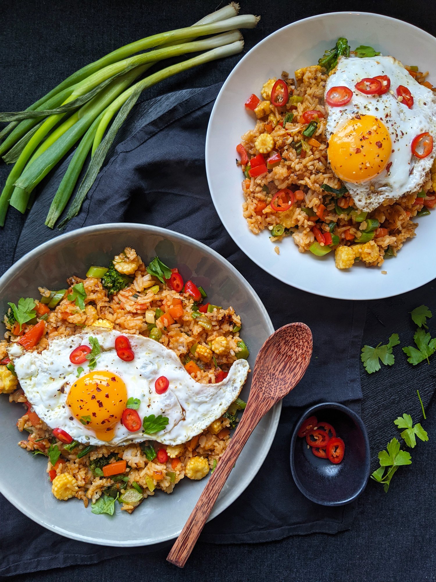 Nasi Goreng - Würziger gebratener Gemüsereis (GF, DF)