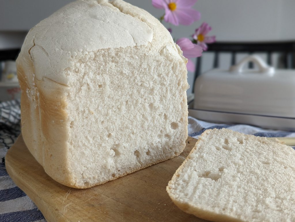 Gluten Free Bread Maker Recipe: 6 Ingredient White Loaf